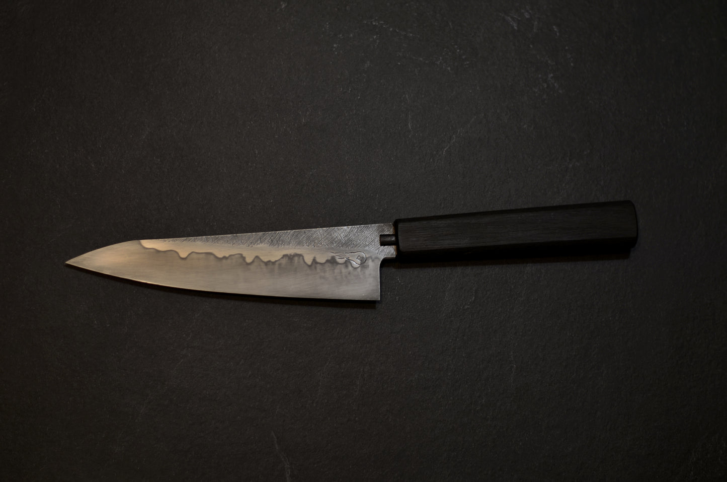 Santoku honyaki kuro-hamon 185mm
