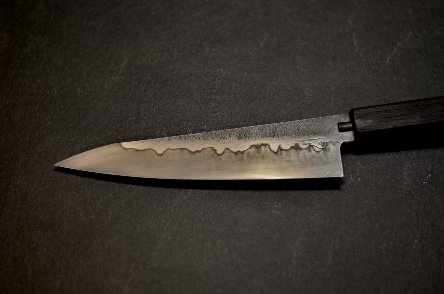 Santoku honyaki kuro-hamon 185mm
